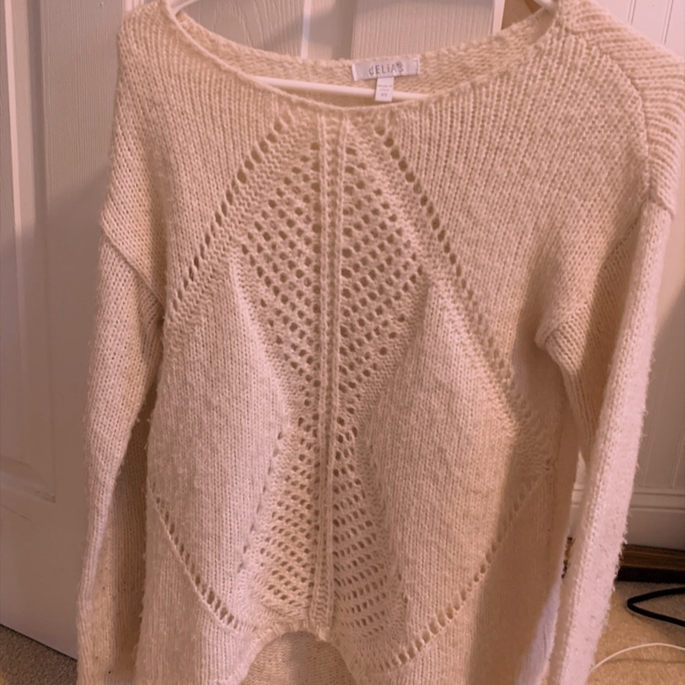 Delias cream color sweater perfect condition